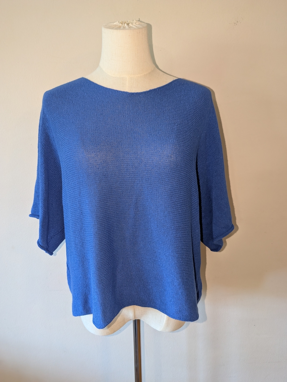 Boxy Scoop-Neck Knit Sweater in Cobalt Blue Made In Italy